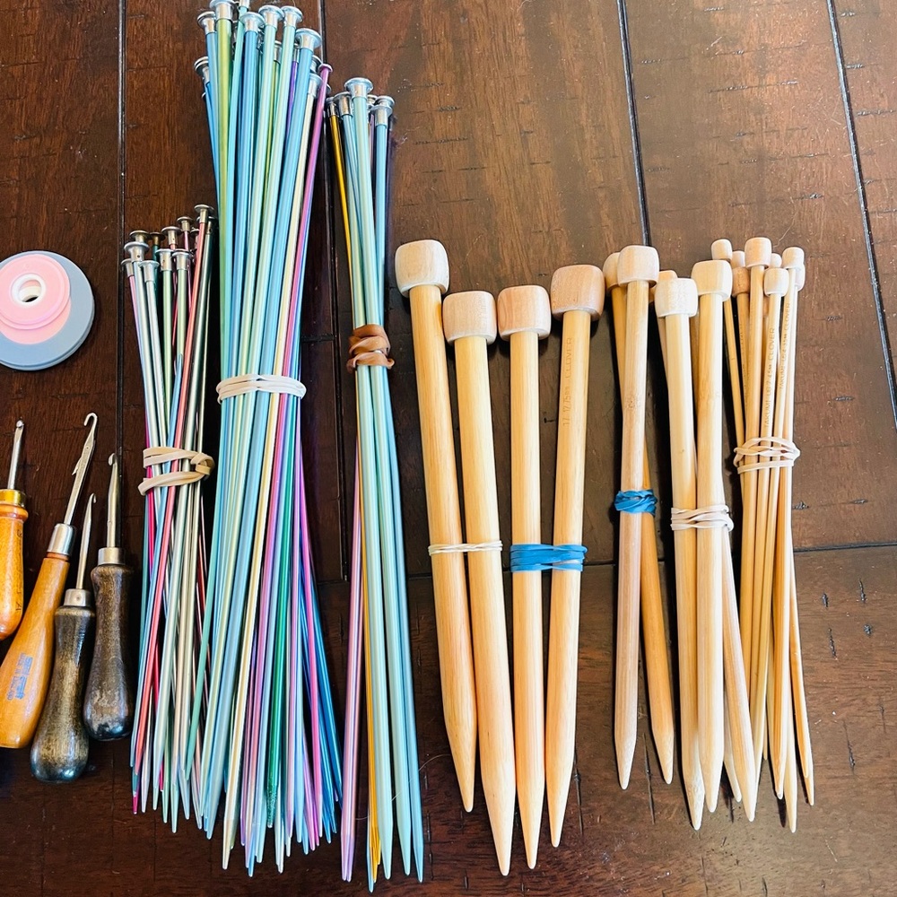 Colorful Knitting Needle Sets - Picture 2 of 6